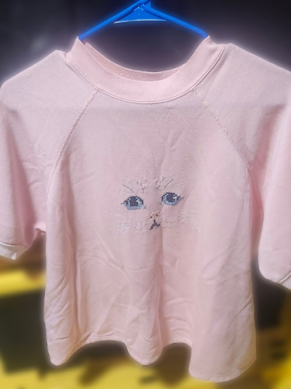 Vintage 80s Tultex Ultra Fleece Pink Cat Short Sleeve Raglan Sweatshirt Size L